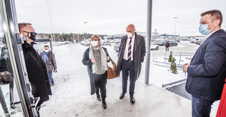 Ministerivierailulla puhuttiin harrastustakuusta ja Ohikulkutiestä