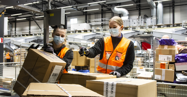 Joulupakettien kiireisin aika on käsillä