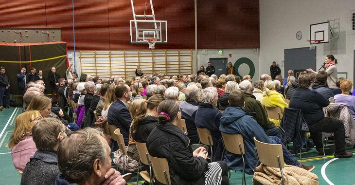 Paattislaiset vastustavat aluetalon purkamista