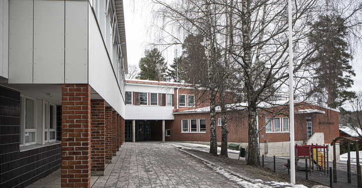 Jäkärlän koulun oppilaat väistötiloihin Kärsämäkeen
