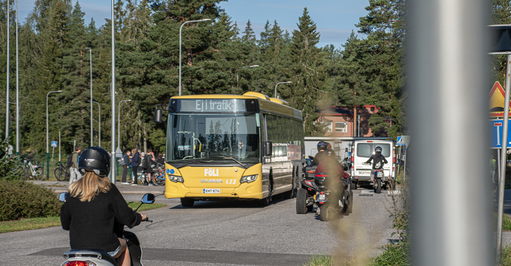 Lisäkuljetusvuoro Littoisiin pohdinnassa