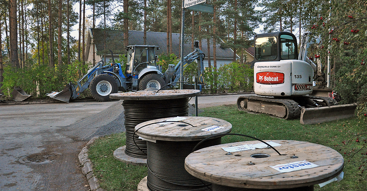 Valokuitutyömaa etenee vauhdilla
