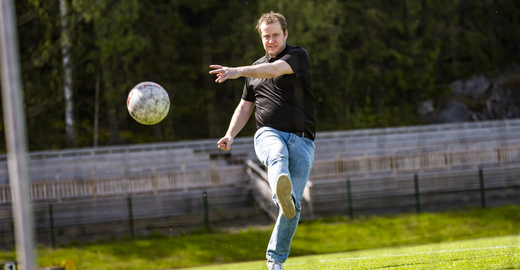 Jalkapallokausi alkaa pari kuukautta myöhässä